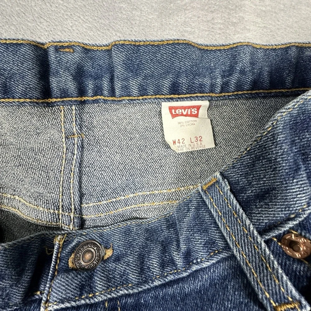 Vintage 80s 90s Levis Jeans Mens Made in USA Size 42x32 Blue Denim Pants Retro